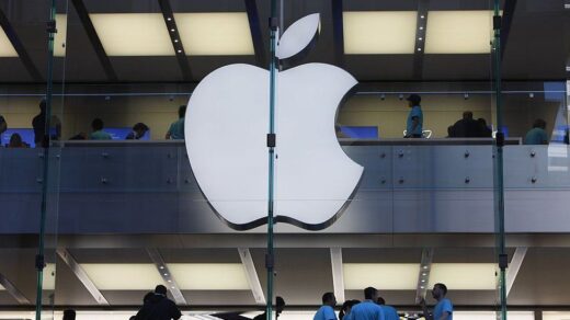 Apple Surpasses Samsung to Become the Largest Phonemaker in the World