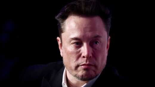 Elon Musk: Judge Halts 'Unbelievable' $56bn Tesla Pay Agreement