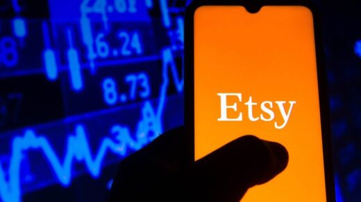 Etsy: Online Marketplace Reduces Staff by 11% to Reduce Expenses