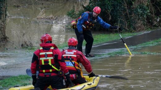 Leicester: Father Attempts to Save 2-Year-Old Son Who Fell into River