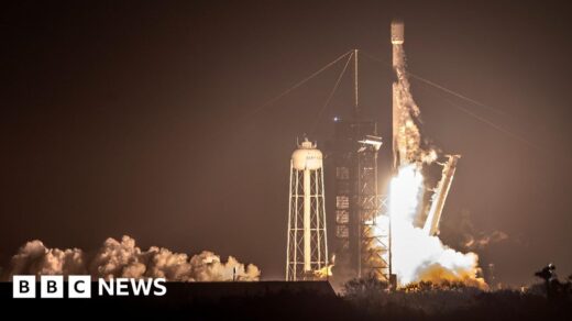 SpaceX Launches Private Firm Intuitive Machines' Lunar Lander into Orbit
