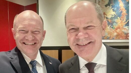 US Senator Chris Coons Discovers His Lookalike in German Chancellor Olaf Scholz