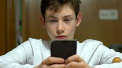 Australia Bans Social Media for Teens Under 16