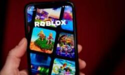 Roblox restricts messaging for young users to enhance online safety.