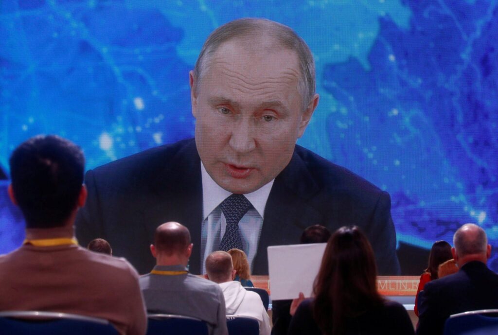 Putin accuses West of pushing Russia to its “red lines” forcing it to respond