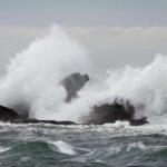 “60 Foot” Waves Blast California Coast, Wreak Havoc (Video)