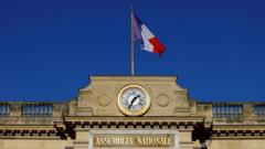 French government teeters on brink of collapse amid prolonged political uncertainty