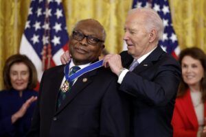 Biden is giving the 2nd highest civilian award to the leaders of the Jan. 6 congressional committee