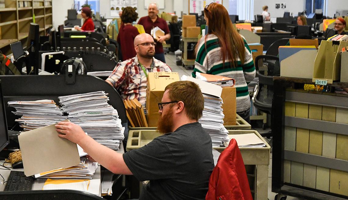 Trump Administration Orders IRS Workers Back To Office, Ignoring Union Contract