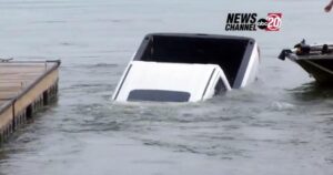 Vehicle sinks at Manasota Beach boat ramp after faulty boat launch