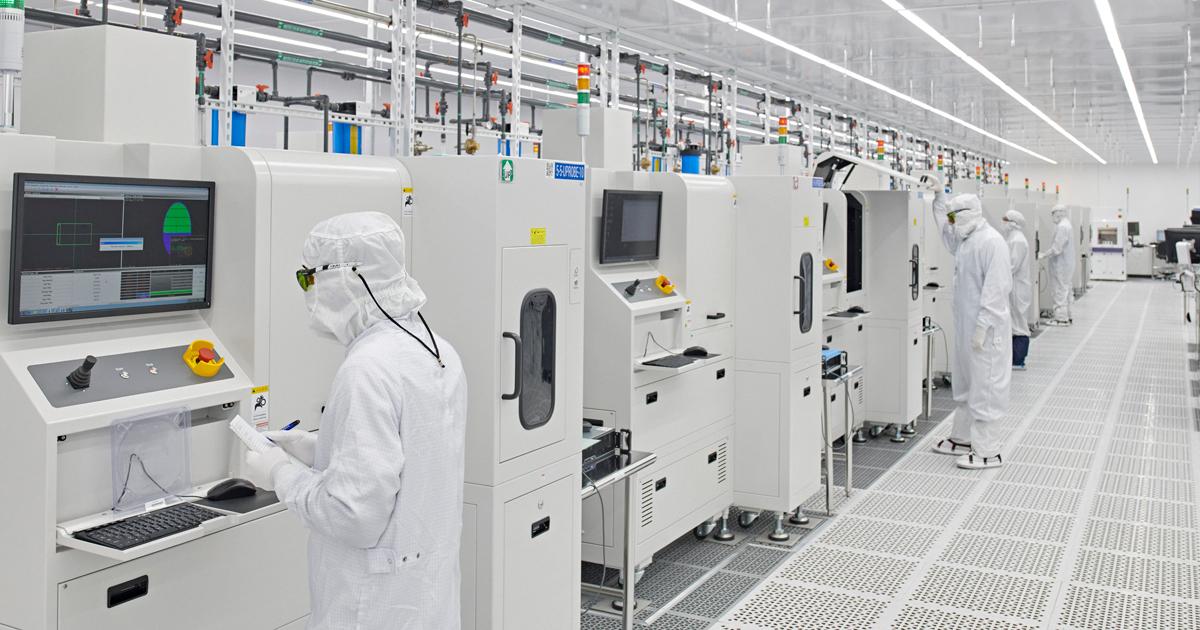 Former Cisco CEO John Chambers on tariffs: Yes, Apple can make iPhones in the US