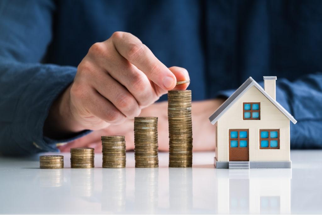 Why T.D. Jakes says real estate is key to wealth & savings