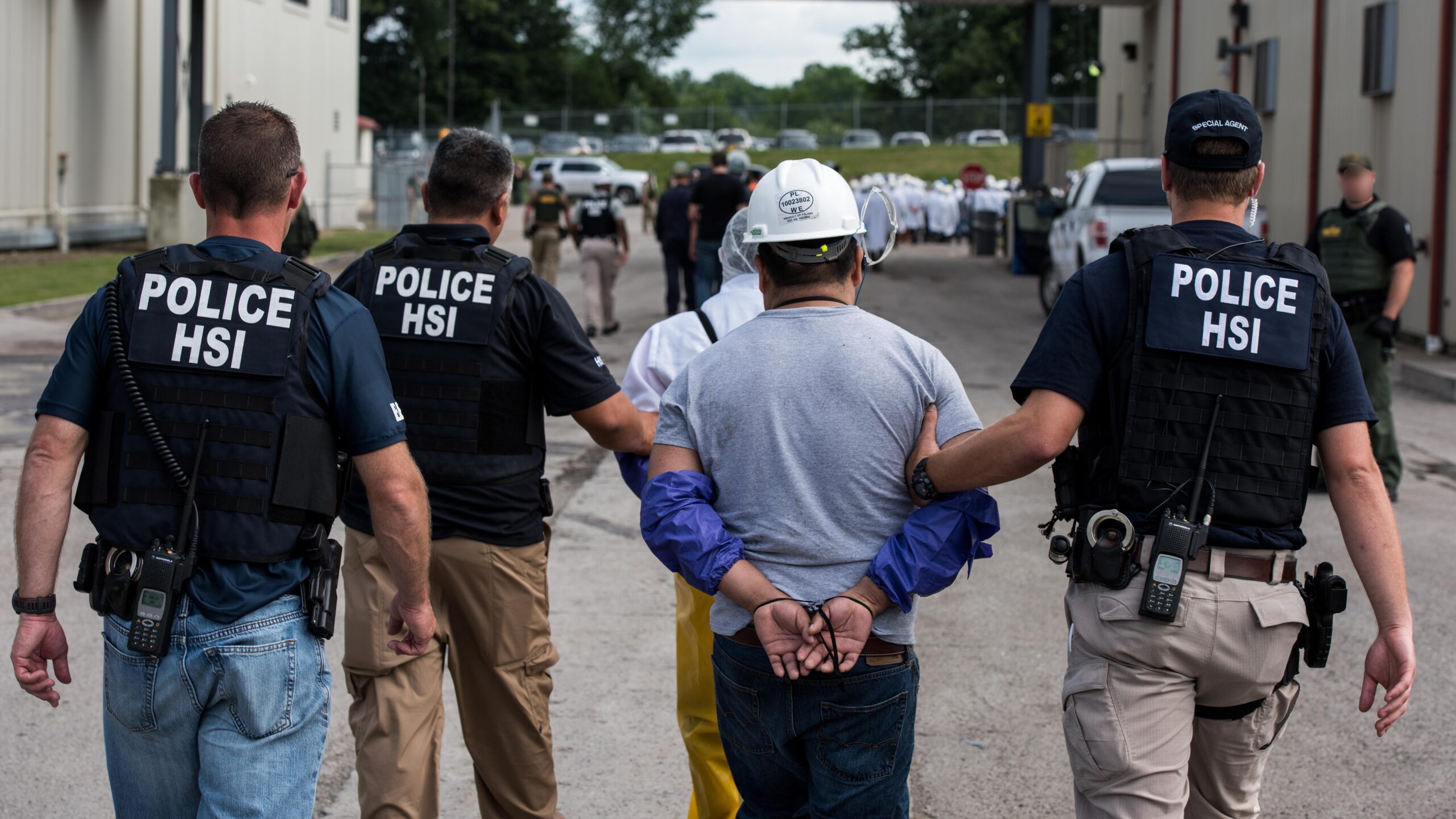 ICE arrest sparks chaos as crowd tries to intervene in Massachusetts
