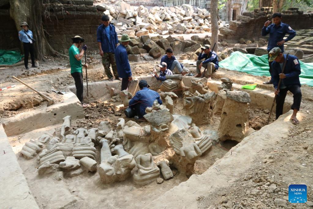 A Crew Was Digging Under a Buddha Statue—and Found a 1,300-Year-Old Gold Treasure