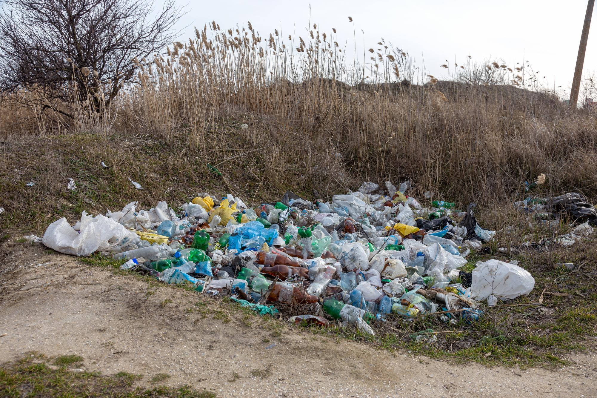 Man faces massive fine after dumping 500 pounds of trash in quiet town street — here's what authorities found at the scene