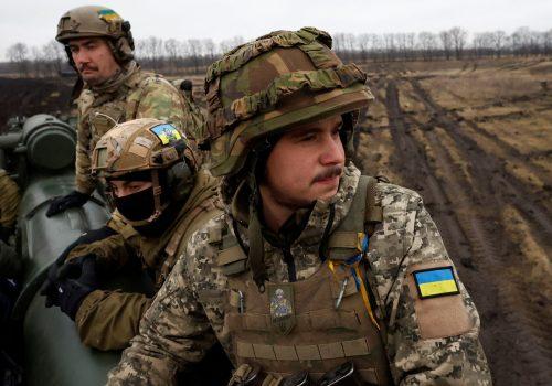After talks with Zelenskyy and Macron, US senators warn: Putin 'is preparing for more war’